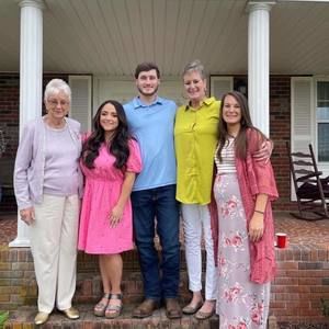 Meet your Posher, Kay